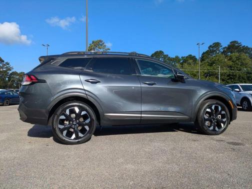 Gravity Gray 2024 Kia Sportage X-Line