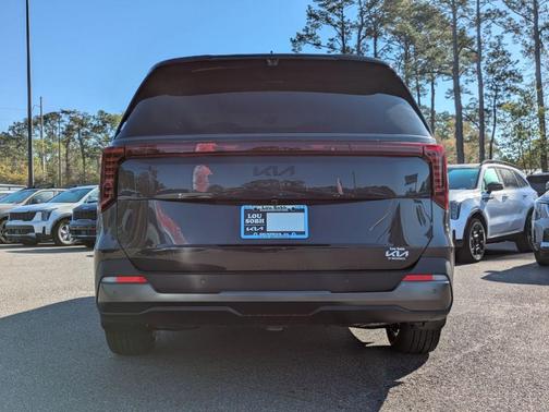 Metal 2026 Kia Carnival SX Prestige