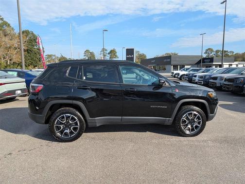 2024 Jeep Compass Trailhawk