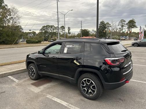 2024 Jeep Compass Trailhawk