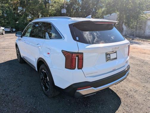 Glacial White Pearl 2026 Kia Sorento S