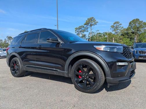 Black Metallic 2020 Ford Explorer ST
