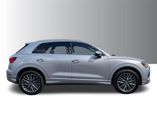 2021 Audi Q3 40 Premium