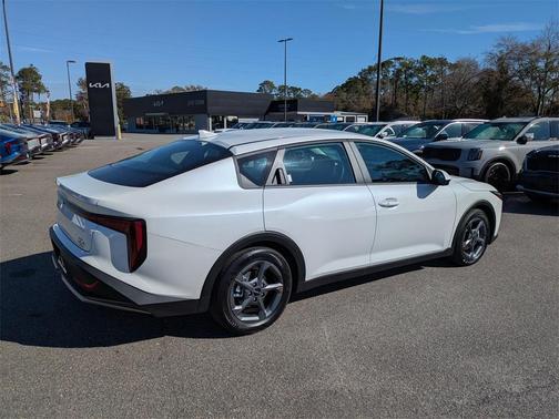 2026 Kia K4 
