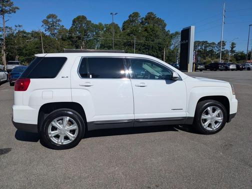 Summit White 2017 GMC Terrain SLE-1