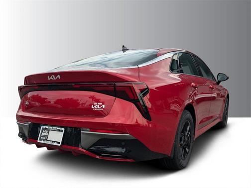 2025 Kia K5 LXS