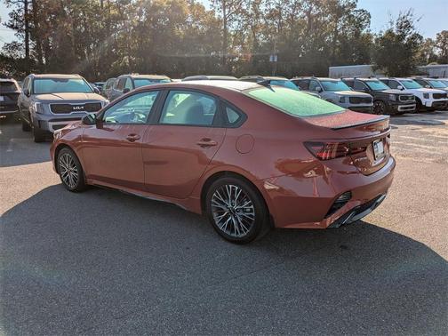 2023 Kia Forte GT-Line