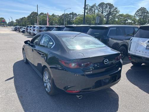 Jet Black Mica 2025 Mazda Mazda3 FWD w/Preferred Package