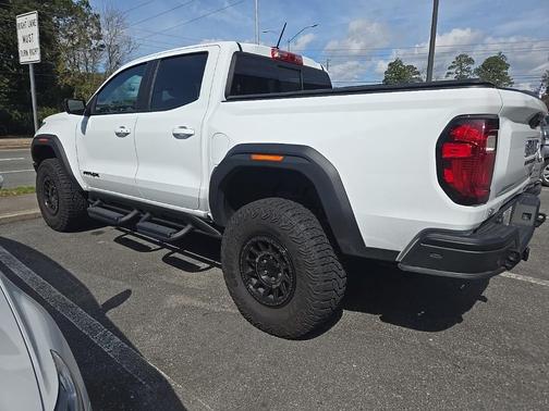 2024 GMC Canyon AT4X