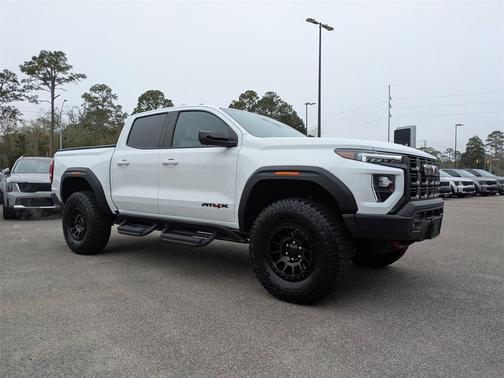 2024 GMC Canyon AT4X