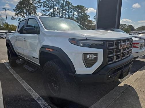 2024 GMC Canyon AT4X