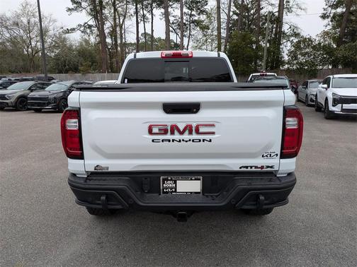 2024 GMC Canyon AT4X