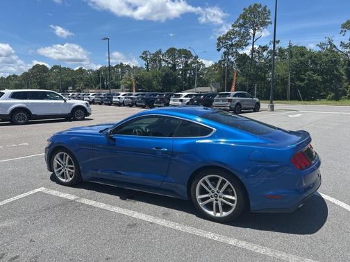 2017 Ford Mustang EcoBoost