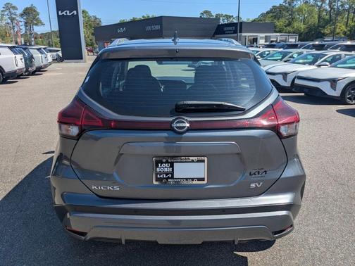 2024 Nissan Kicks SV