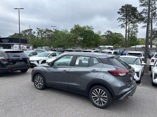 2024 Nissan Kicks SV