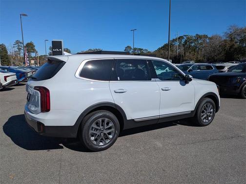 2025 Kia Telluride LX