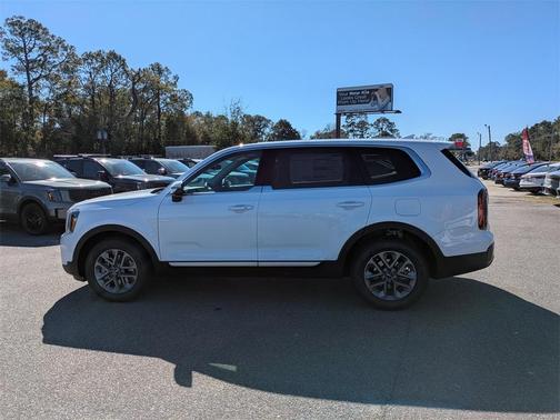 2025 Kia Telluride LX