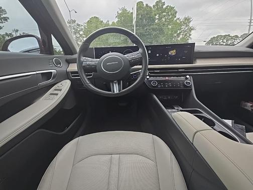 2024 Hyundai SONATA Hybrid Limited