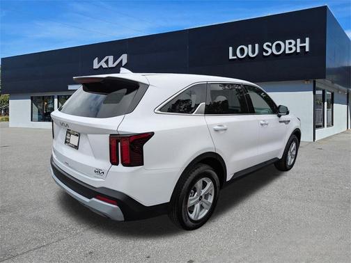 2026 Kia Sorento LX