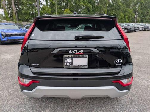 Aurora Black Pearl 2026 Kia Niro EX