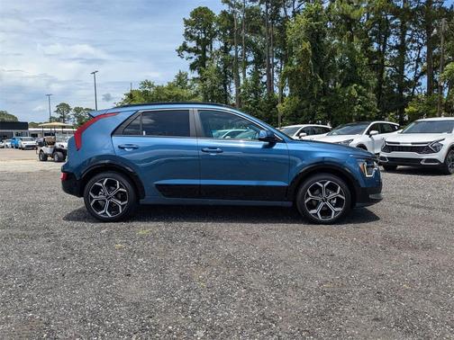 2025 Kia Niro EX Touring