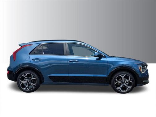 2025 Kia Niro EX Touring