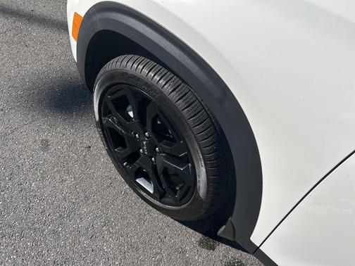 2024 Kia Seltos X-Line