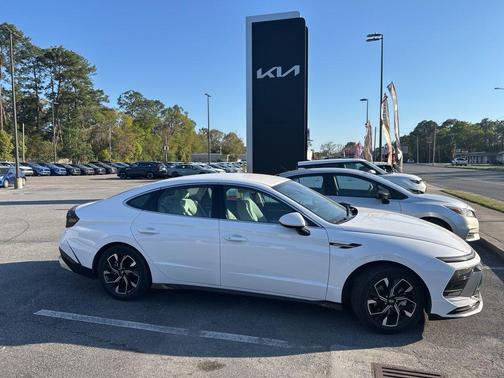 2024 Hyundai SONATA SEL