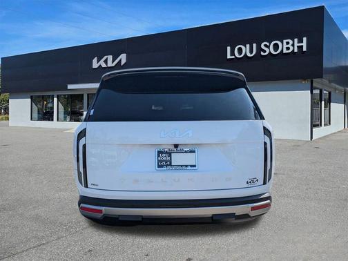 Glacial White Pearl 2027 Kia Telluride EX