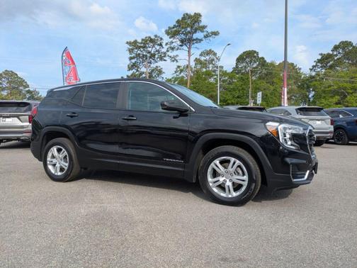 Ebony Twilight Metallic 2024 GMC Terrain SLE