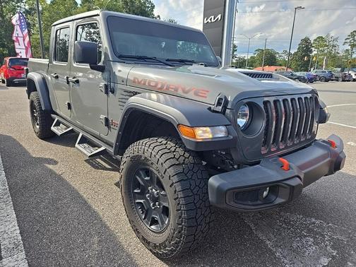 2022 Jeep Gladiator Mojave