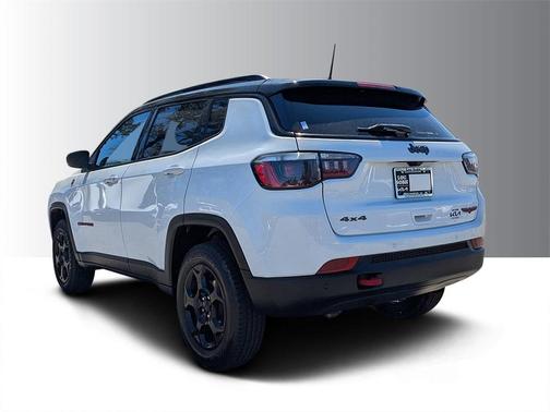 2023 Jeep Compass Trailhawk