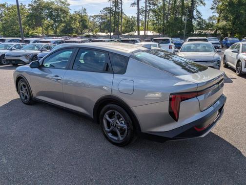 Steel Gray 2025 Kia K4