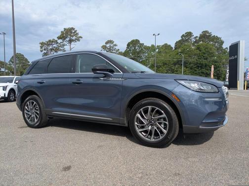Blue Metallic 2022 Lincoln Corsair Standard