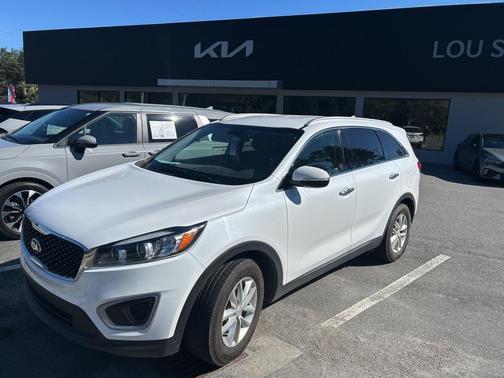 2018 Kia Sorento LX