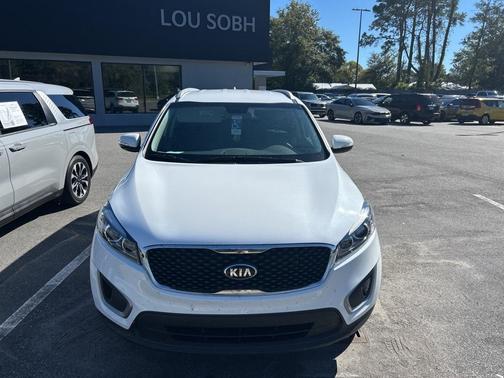 2018 Kia Sorento LX