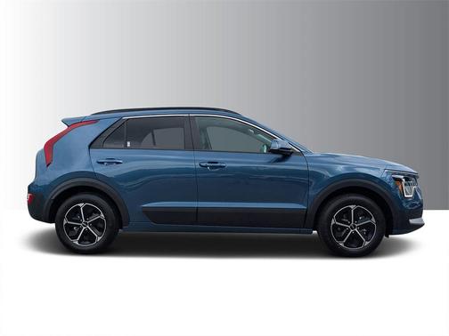 2025 Kia Niro EX