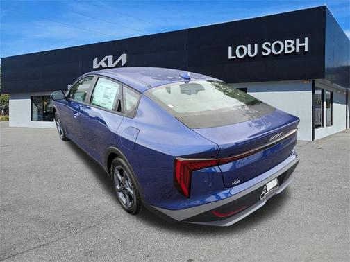 2025 Kia K4 LXS
