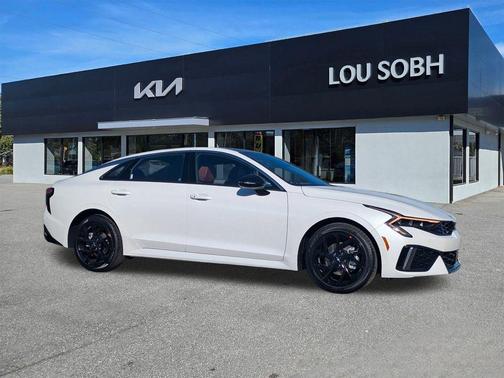 Snow White Pearl 2026 Kia K5 GT-Line