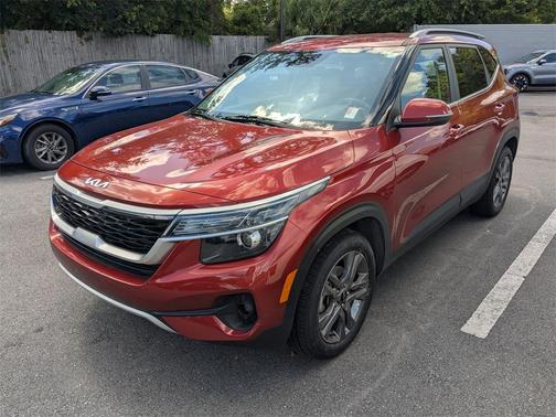 2023 Kia Seltos S