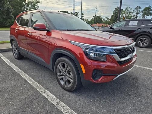 2023 Kia Seltos S