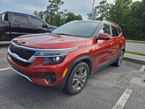 2023 Kia Seltos S