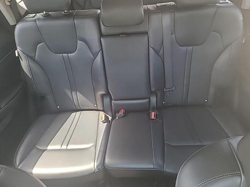 Ebony Black 2024 Kia Sorento S
