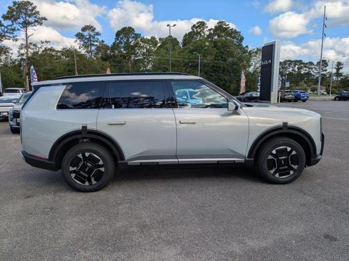 Ivory Silver 2027 Kia Telluride EX