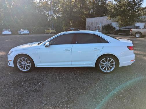 2019 Audi A4 2.0T Prestige