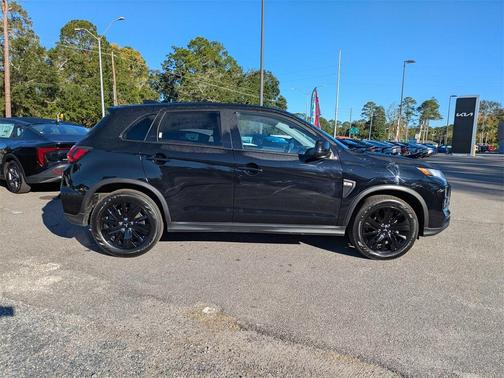 2025 Mitsubishi Outlander Sport 2.0 LE