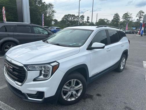 Summit White 2022 GMC Terrain SLE