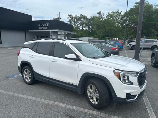 Summit White 2022 GMC Terrain SLE