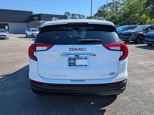 Summit White 2022 GMC Terrain SLE