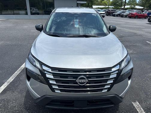 Brilliant Silver Metallic 2024 Nissan Rogue S